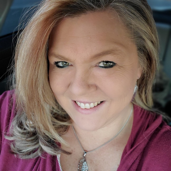 Meet your Posher, Spring - Picture 1 of 1